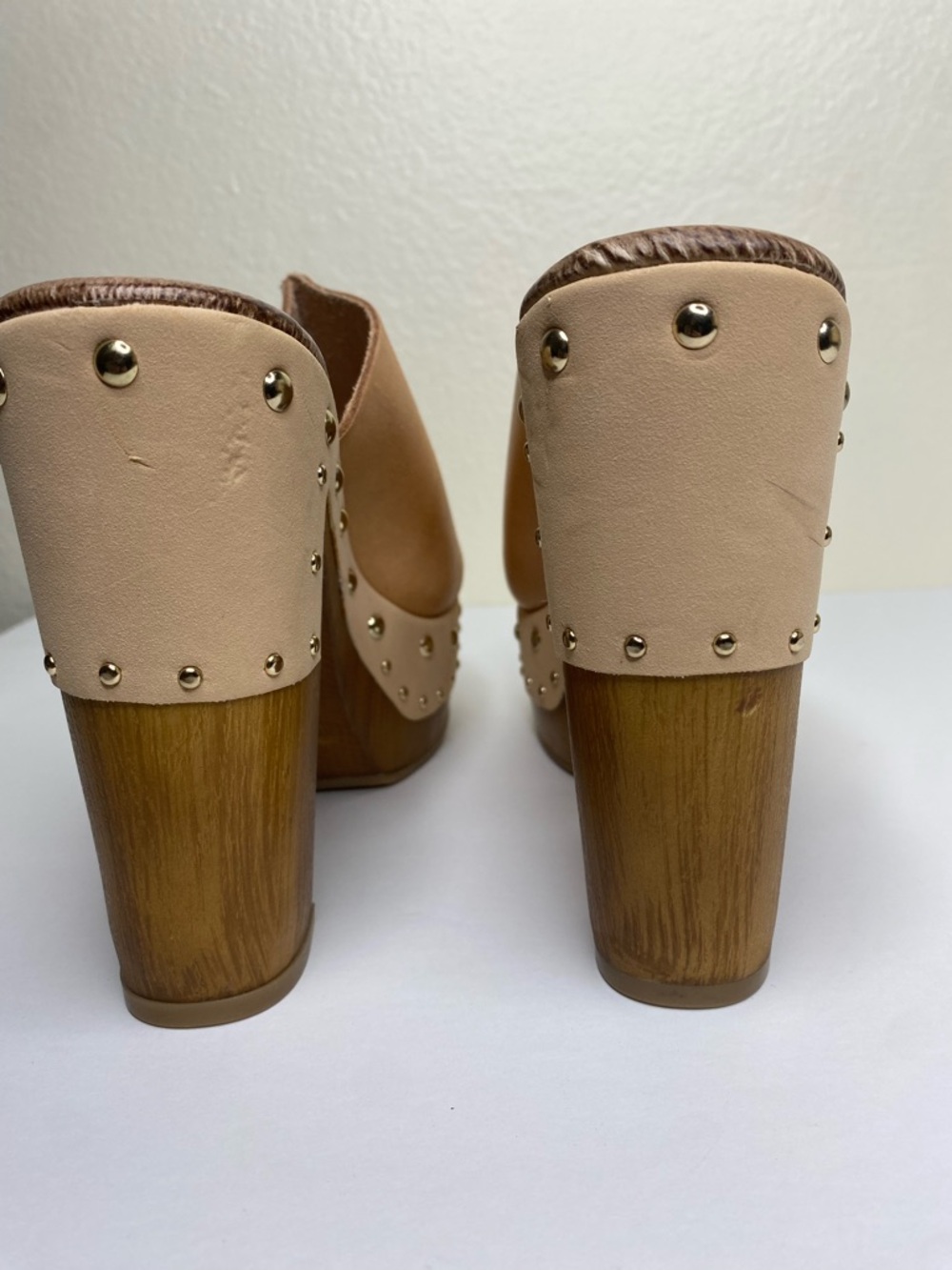 Chinese Laundry Women's Tan Leather Studded Platform Peep Toe Mules - Picture 7 of 14